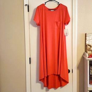 NWT LulaRoe Carly dress Women's Size Medium solid Coral hi-low swingdress